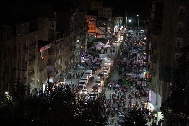 Ters Lale Amblemi Hakkari’ye Renk Kattı