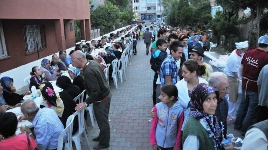 Tekirdağ'da 2. İftar Yemeği Altınova Mahallesi&rsquo;nde Verildi