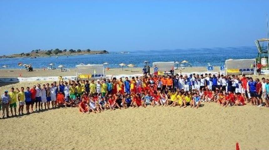 Plajda Şampiyon Buca