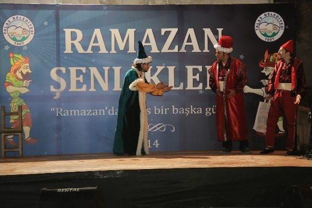 Tarihi Sokakta Ramazan Coşkusu