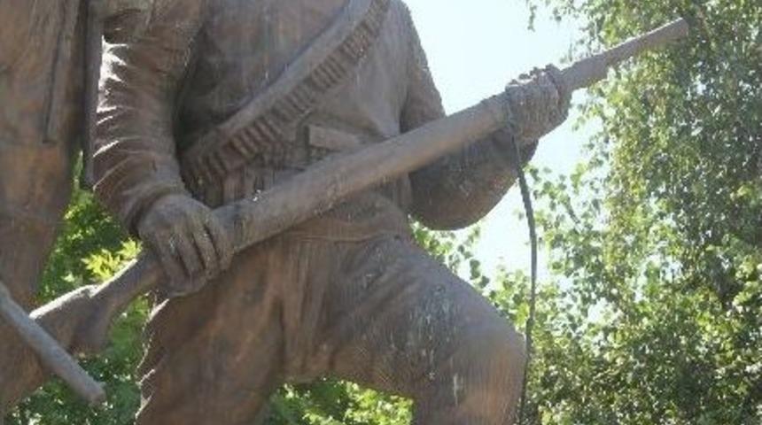 Osman Ağa Ve Giresun Uşakları Anıtı Bakım İstiyor