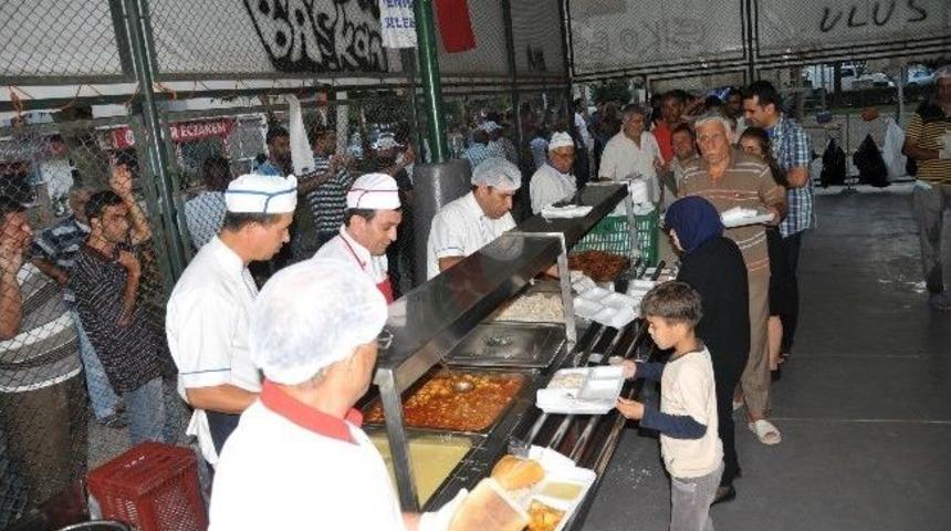 Yenişehir Belediyesi&rsquo;nden Ramazan Boyunca İftar Yemeği