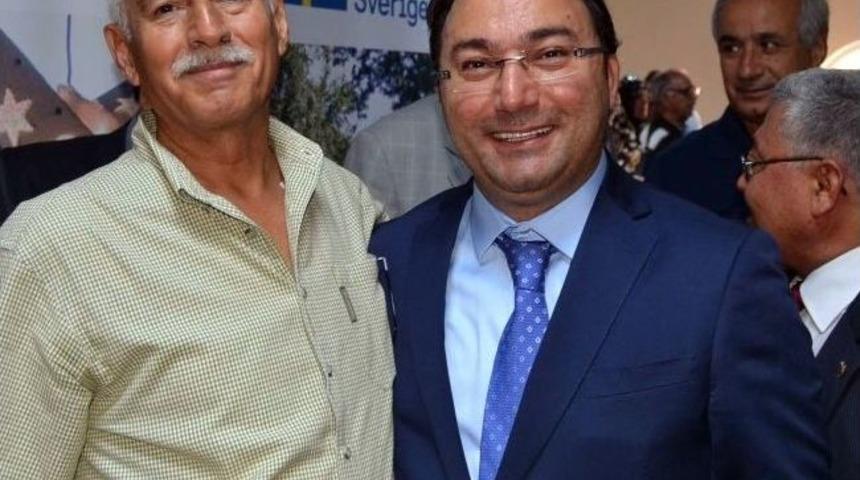 Yurt Dışındaki T&uuml;rklere Oy Kullanın Tavsiyesi