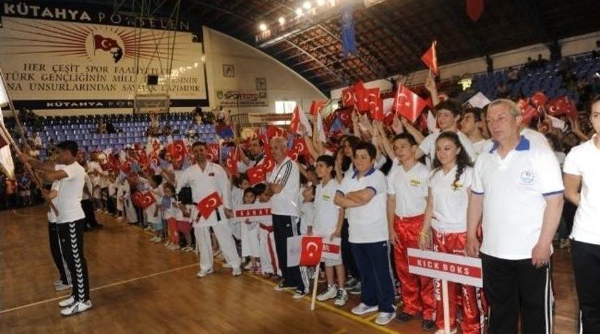 Yaz Spor Okulları A&ccedil;ıldı