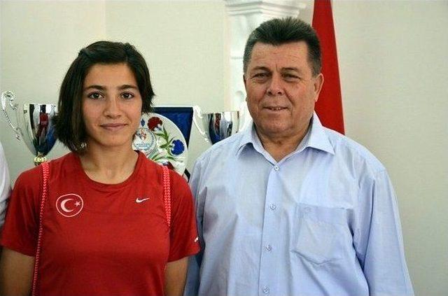 Aydın&rsquo;dan Atletizmde Balkan Derecesi 1