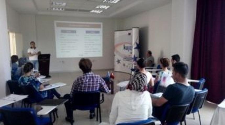 Kobi &Ccedil;alışanlarına &ldquo;k&uuml;resel Ekonomideki Değişimlere Uyum Yeteneğini Arttırma&rdquo; Eğitimi