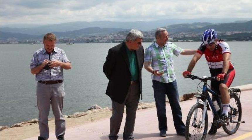 Bisiklet&ccedil;ilerden Başkan Karaosmanoğlu&rsquo;na Teşekk&uuml;r