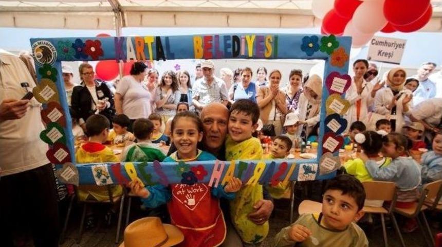 Kartallı &Ccedil;ocukların &lsquo;sokakta Sanat Var&rsquo; Etkinliği B&uuml;y&uuml;k İlgi G&ouml;rd&uuml;