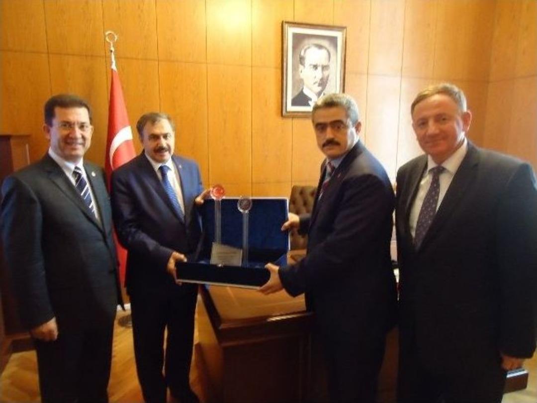 Başkan Alıcık, Ankara'da &Ouml;nemli Temaslarda Bulundu