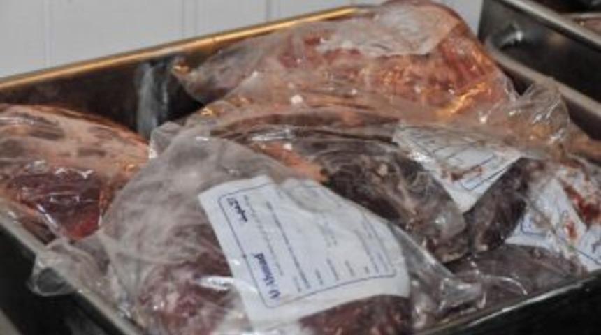 Sınırda Ka&ccedil;ak Et Ele Ge&ccedil;irildi