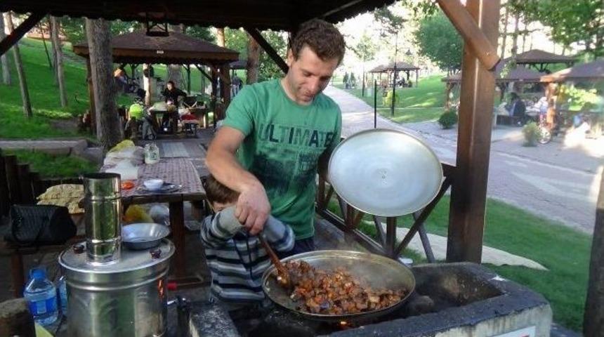 Sivas&rsquo;ta Piknik Havasında İftar Keyfi