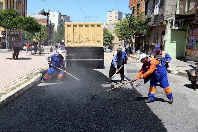 Şehitkamil Belediyesi 7 Mahallede Asfalt Çalışması Başlattı