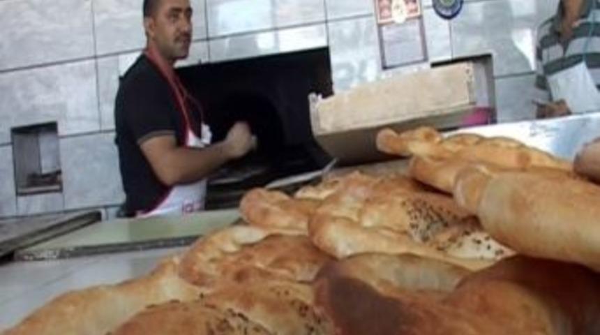 Fırıncılar 60 Derece Sıcakta Oru&ccedil; Tutuyor