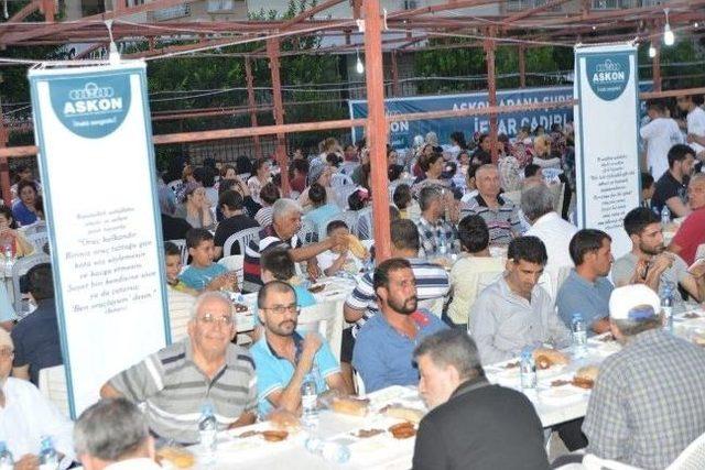 Askon İftar Çadırı Kurdu