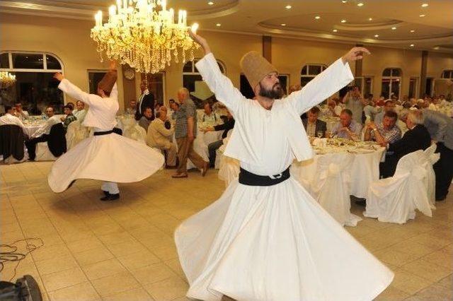 İşadamı İsmet G&uuml;ral dan İftar 1