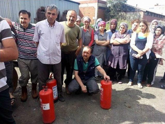 &Ccedil;alışanlar Yangınlara Karşı Eğitiliyor 1