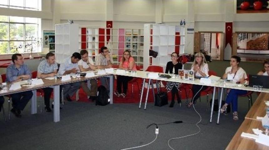 Bilim Merkezi Personeline Eğitim