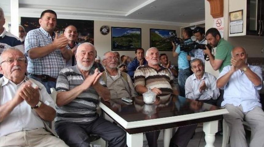 Başbakan Erdoğan&rsquo;ın Cumhurbaşkanlığı&rsquo;na Adaylığını A&ccedil;ıklaması Baba Ocağında Coşkuyla Karşılandı