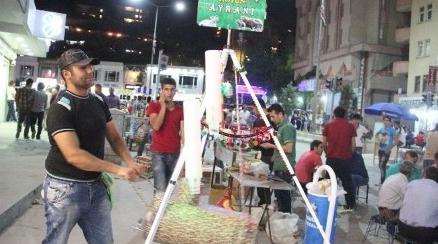 Hakkari&rsquo;de Yayık Ayranına Yoğun İlgi