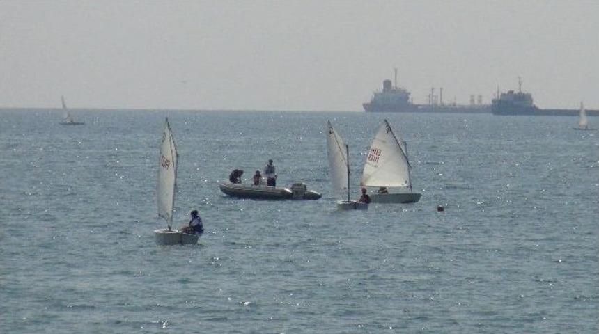Tekirdağ&rsquo;da Denizcilik Ve Kabotaj Bayramı Yelken Yarışları D&uuml;zenlendi