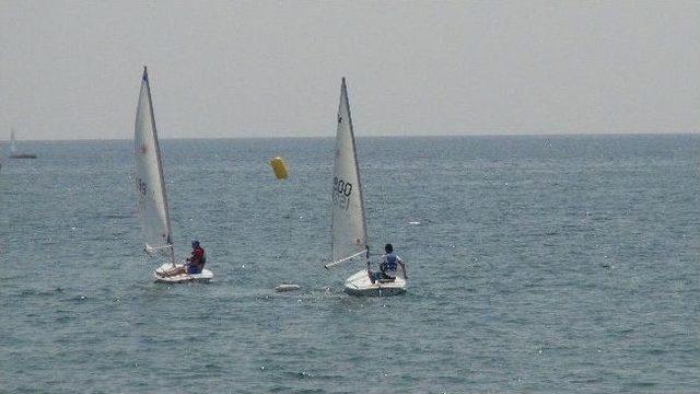 Tekirdağ’da Denizcilik Ve Kabotaj Bayramı Yelken Yarışları Düzenlendi