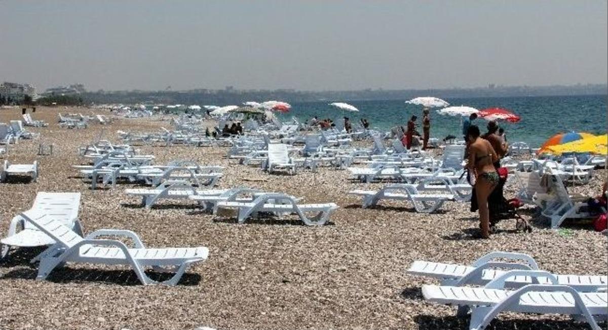 Ramazan'ın D&ouml;rd&uuml;nc&uuml; G&uuml;n&uuml; Sahiller Boş Kaldı