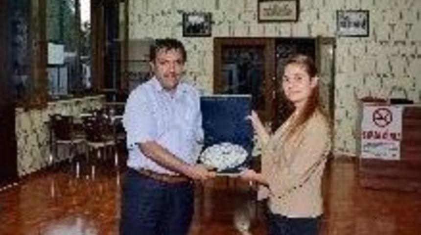 Tayini &Ccedil;ıkan Savcu Ve Hakimlere Veda Yemeği