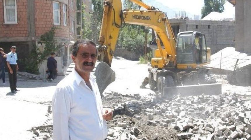 Hakkari&rsquo;de Yol Yenileme &Ccedil;alışması