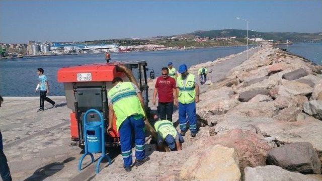 Mendirek&rsquo;te Temizlik &Ccedil;alışmalarının İlk B&ouml;l&uuml;m&uuml; Tamamlandı 1