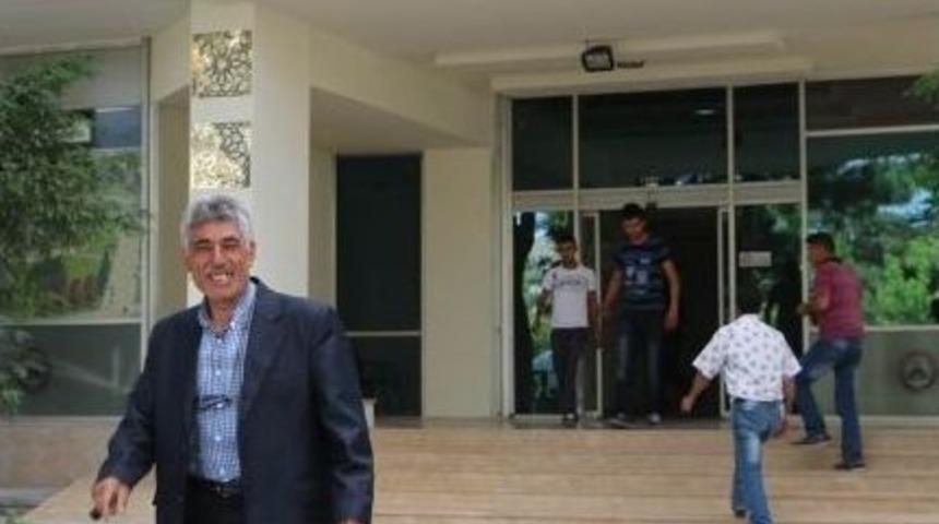 Belediye İş&ccedil;ilerine İkramiye Jesti