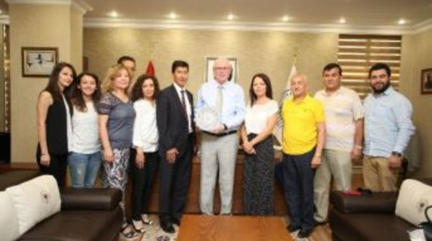 Kırım Gelişim Vakfı'ndan Başkan Kazım Kurt'a Ziyaret