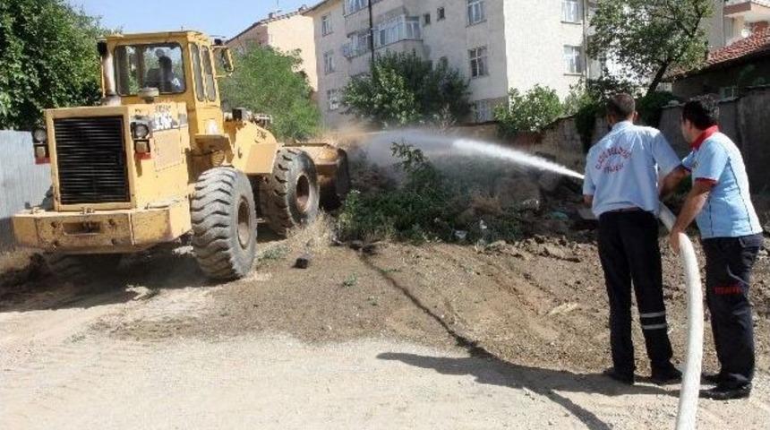 Elazığ Belediyesi &Ccedil;alışmalarına Devam Ediyor