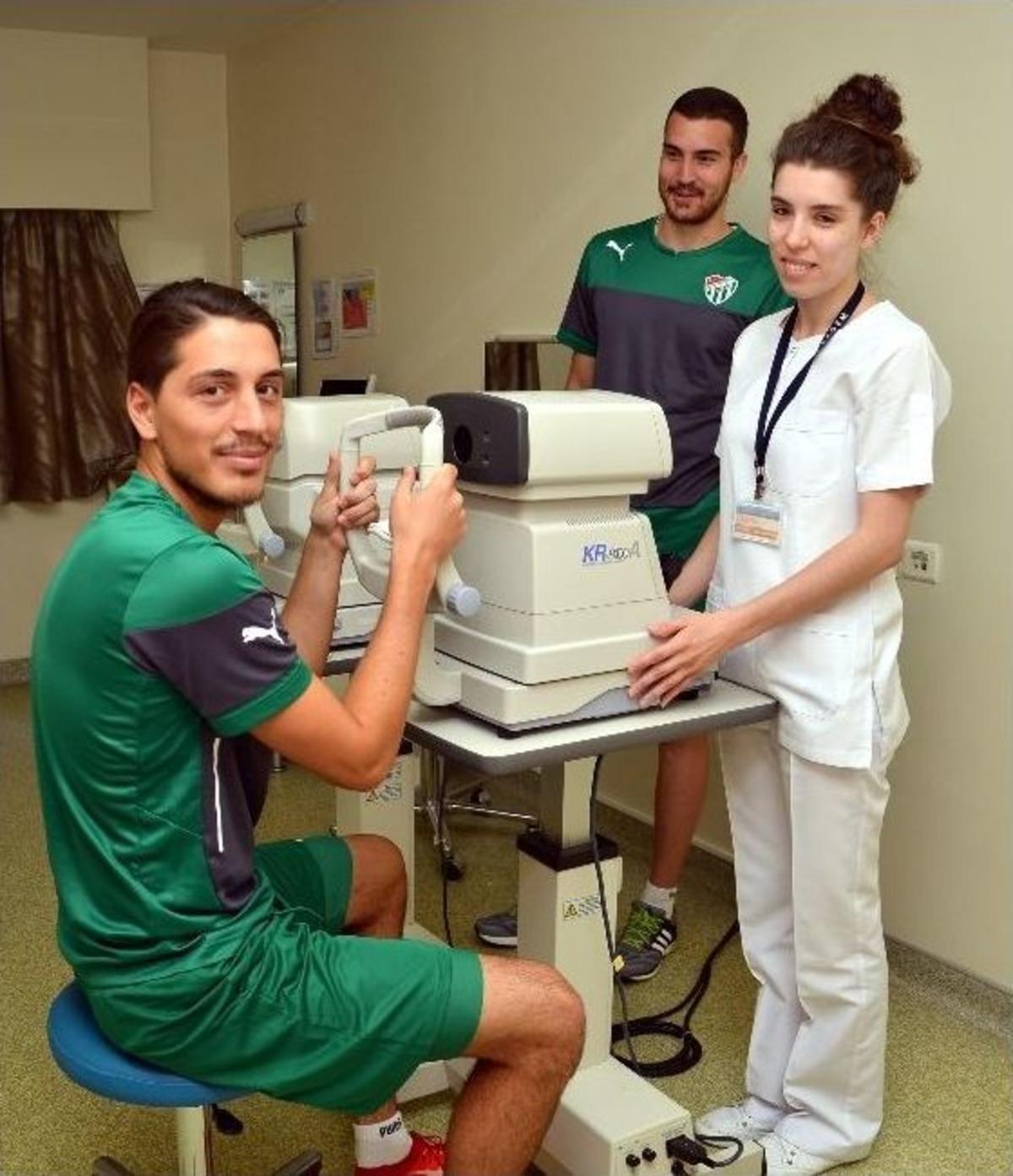 Bursasporlu Futbolcular Sağlık Kontrol&uuml;nden Ge&ccedil;ti