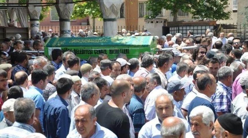 Eski Belediye Başkanı Hayatını Kaybetti