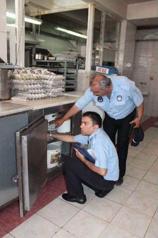 Kumlucu’da Gıda Üretimi Yapan İşyerleri Denetlendi 2