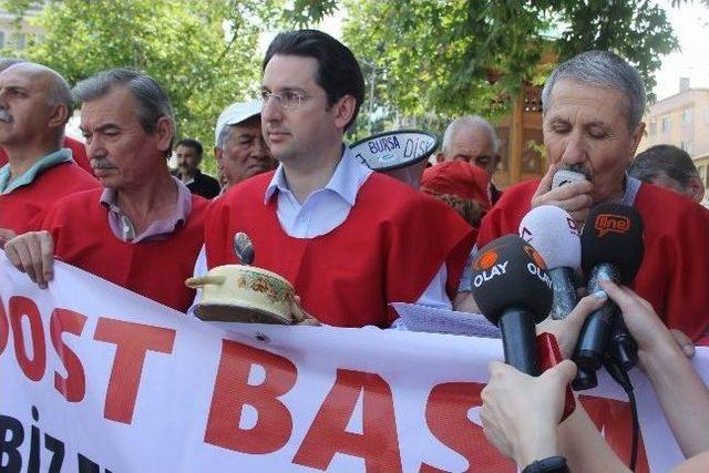 "&ccedil;ıplak Ayaklı" Emekli Eylemi 1