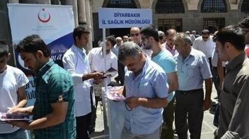 Diyarbakır İl Sağlık Müdürlüğü’nden Ramazan Ayında Sağlıklı Beslenme Standı