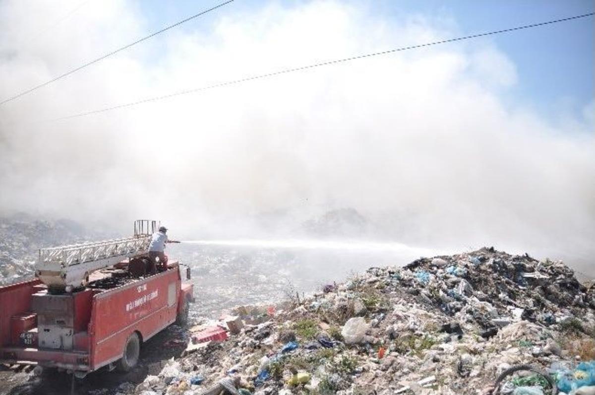Yatağan &Ccedil;&ouml;pl&uuml;k Sahasında Yangın