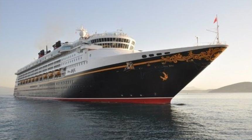 Disney Magic Gemisi 3 Kez Daha Kuşadası&rsquo;na Gelecek