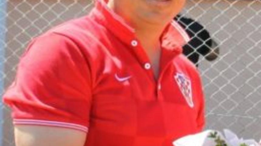 Erzin Belediyespor Can G&uuml;ven İle Yollarını Ayırdı