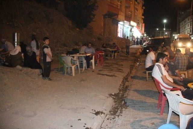 Semaver &Ccedil;ayı Satarak Ge&ccedil;imini Sağlıyor 2