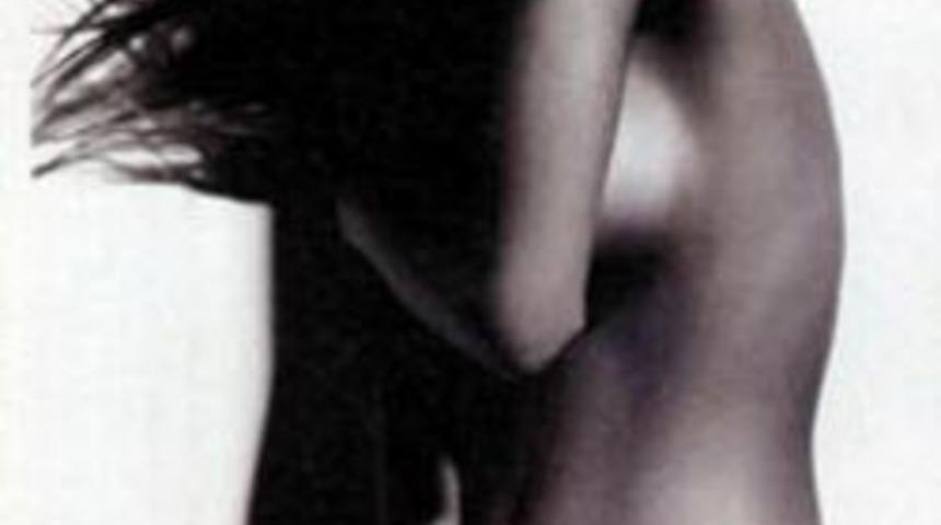 &Uuml;nl&uuml;lerin olay yaratan pozları