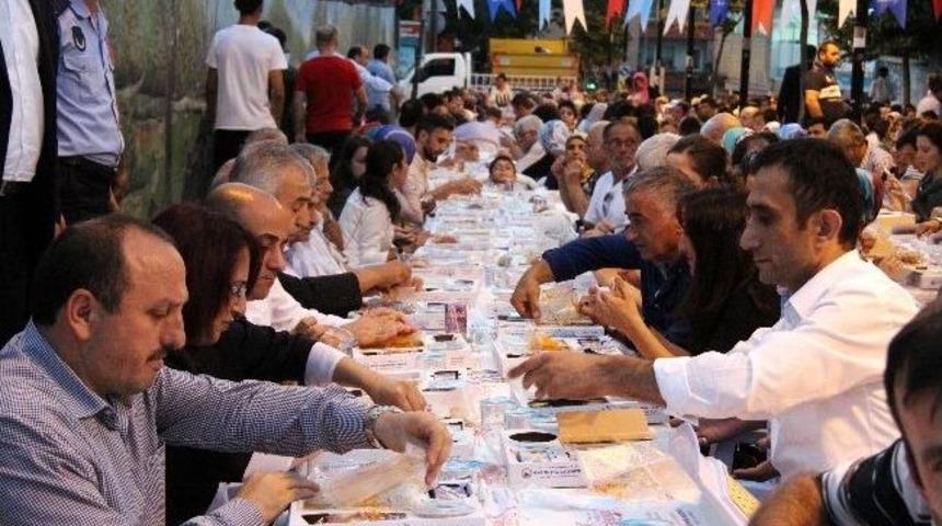 Binlerce Kağıthaneli Tek Sofrada Buluştu