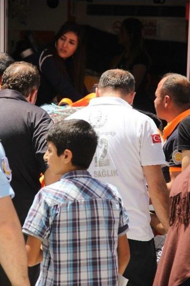 Hayatını Kaybeden 350 Kilo Ağırlığındaki Kadın Toprağa Verildi 1