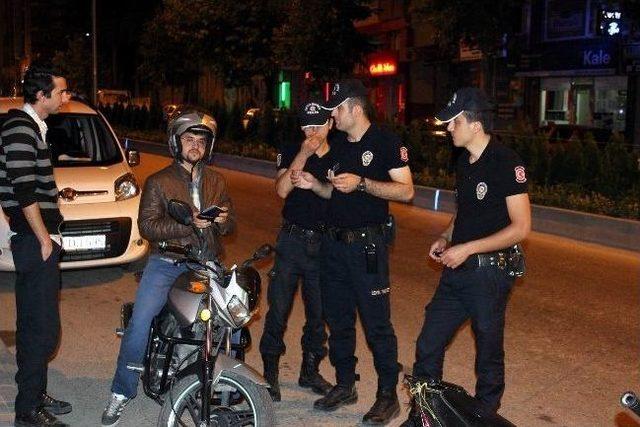 Boz&uuml;y&uuml;k&rsquo;te Motosiklet Denetim Uygulaması 1