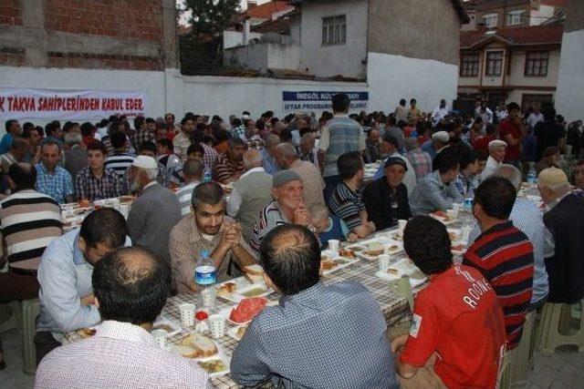 Ahmet Türkel Aşevi Ve Mahalle Konağında İftar