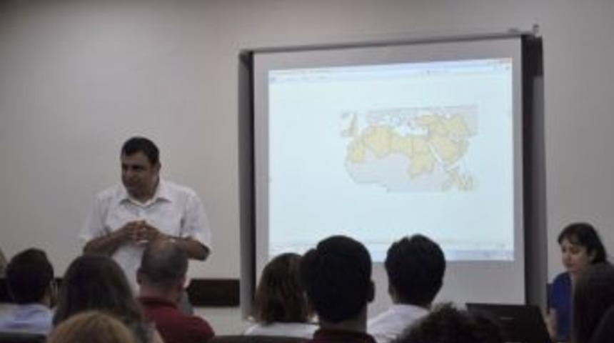 Orsam Yaz Okulu&rsquo;nda İlk Dersi Rekt&ouml;r La&ccedil;iner Verdi