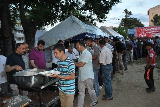 Gürsu Belediyesi’nden Her Akşam 500 Kişiye İftar