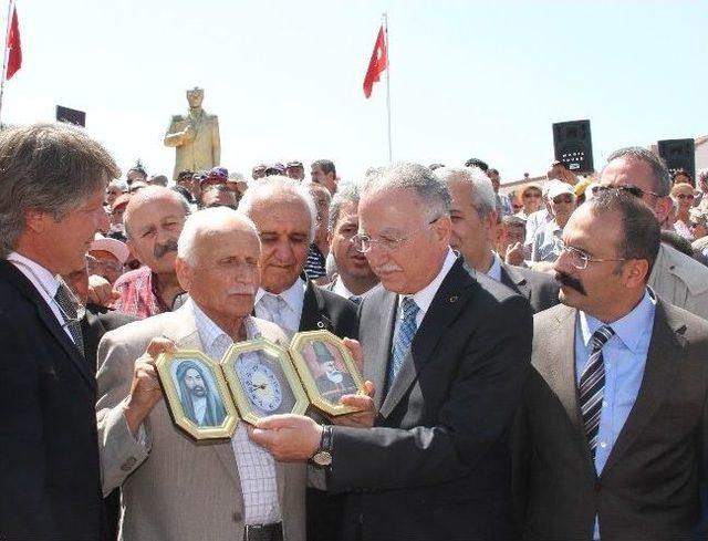 Cumhurbaşkanı Adayı Ekmeleddin İhsanoğlu: “türkiye’de Demokrasi Mücadelesi Yeniden Başlıyor”