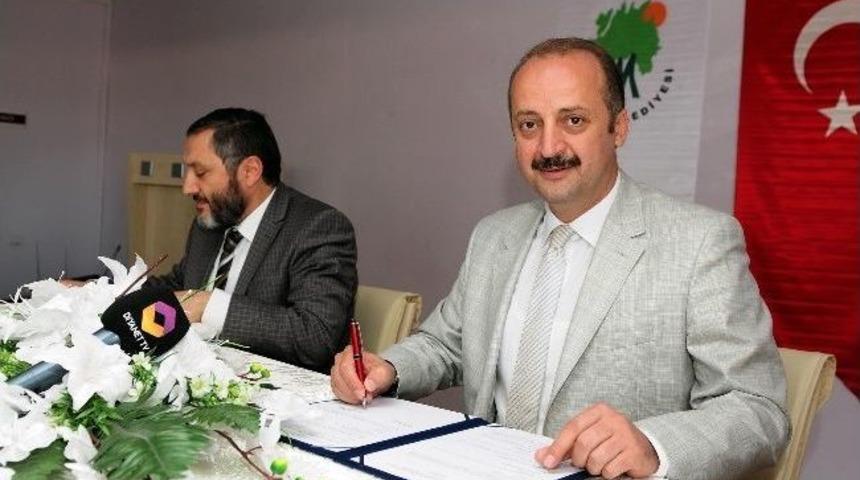 Bilgi Evi &Ouml;ğrencilerine Kur&rsquo;an Kursu Eğitimi